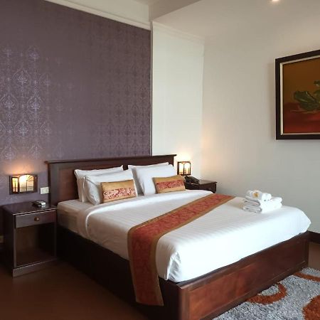 Seasons Riverside Hotel Vientiane Extérieur photo