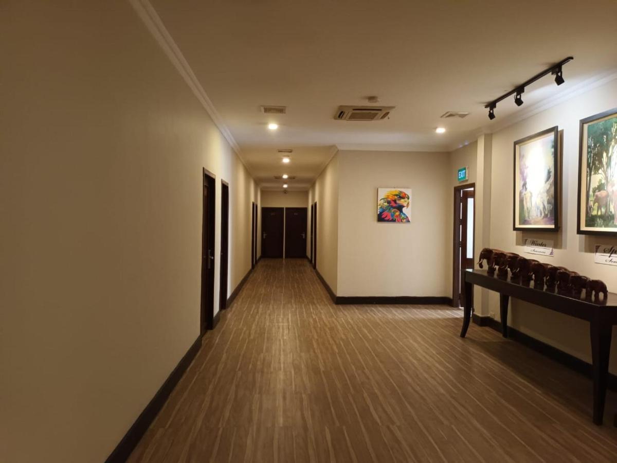 Seasons Riverside Hotel Vientiane Extérieur photo